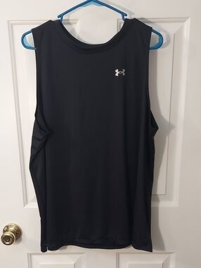 Womans Under Armour Brand Black Performance Tank with Silver Logo Size 1X